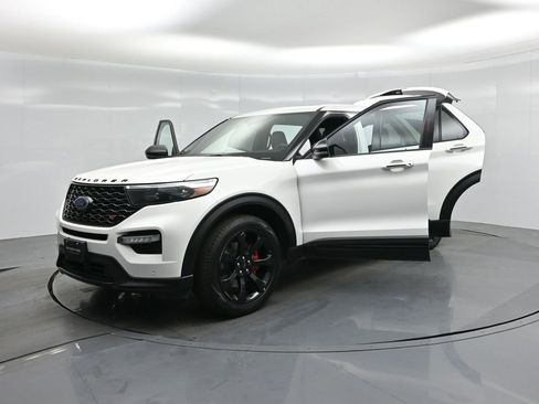 Certified 2022 Ford Explorer ST w/ Equipment Group 401A image 37