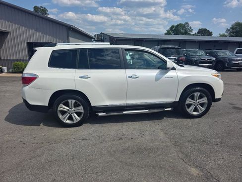 Used 2012 Toyota Highlander Limited FWD image 4