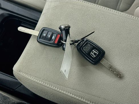 Used 2019 Honda CR-V LX image 24