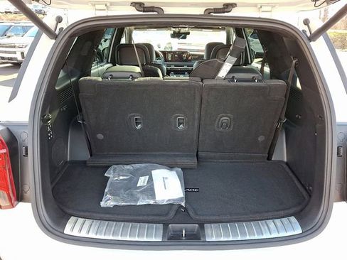 Used 2025 Hyundai Palisade Calligraphy image 29