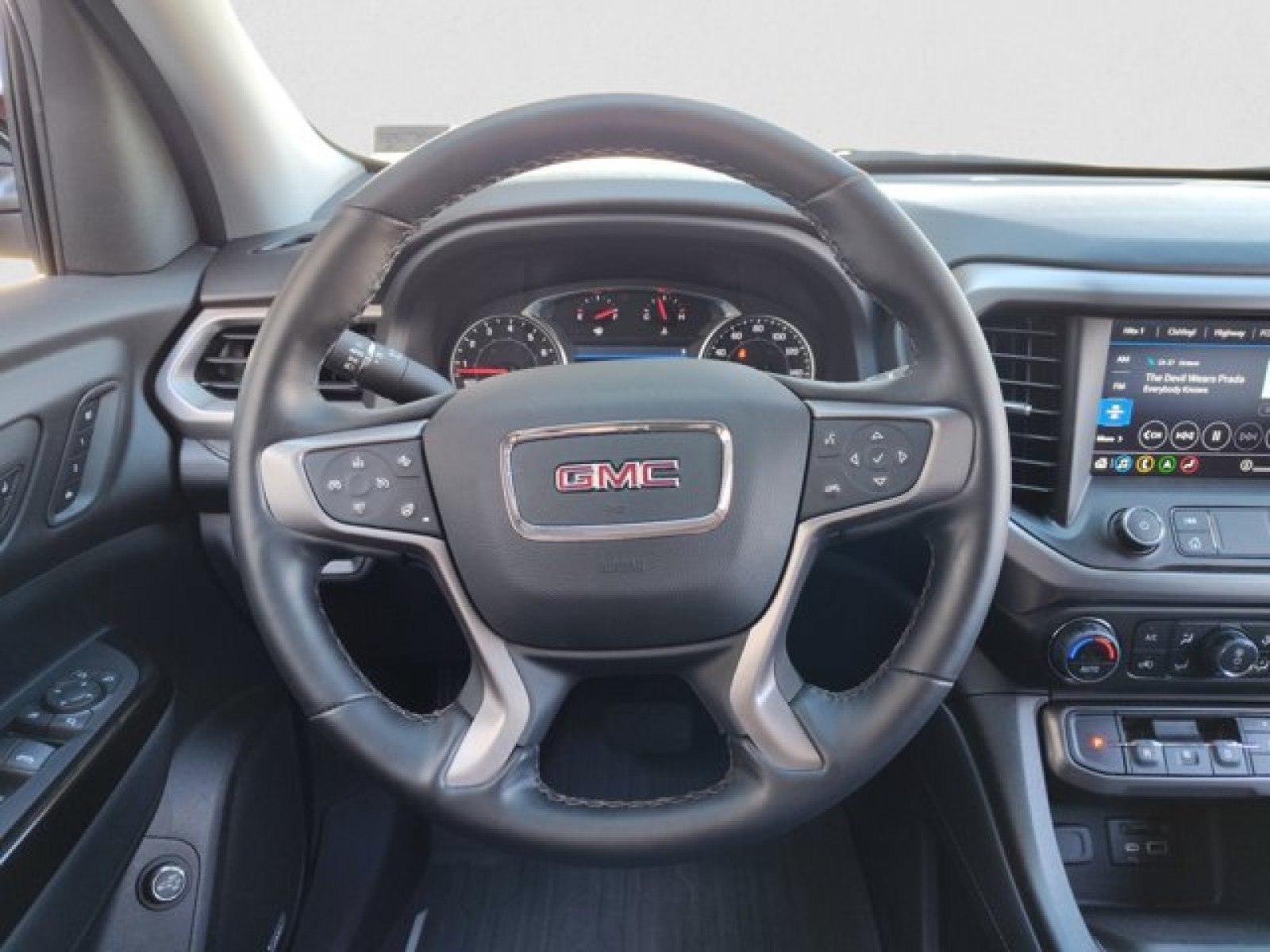Used 2023 GMC Acadia AT4 w/ Preferred Package AWD/4WD image 15