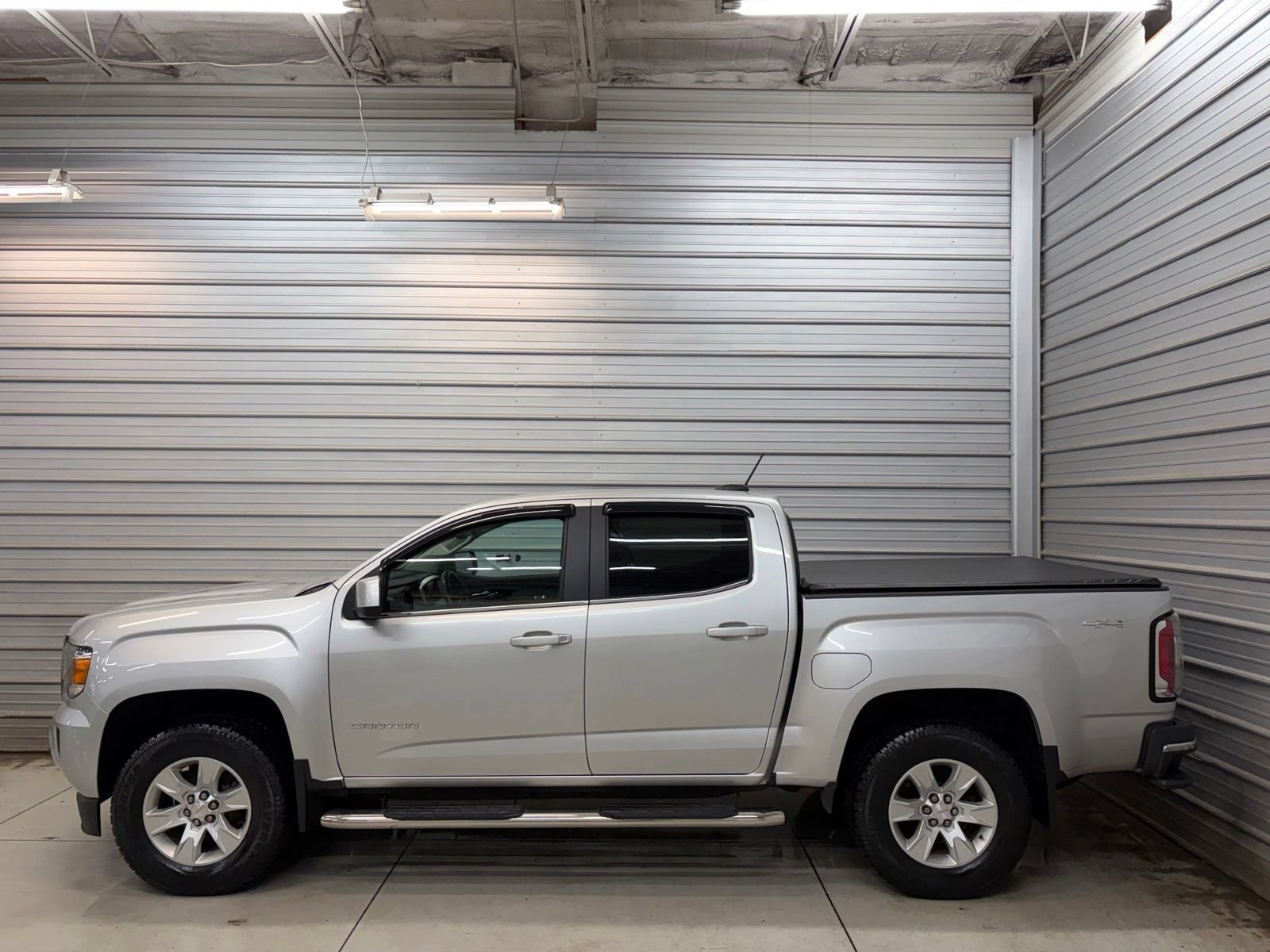 Used 2018 GMC Canyon SLE w/ SLE Convenience Package AWD/4WD image 10