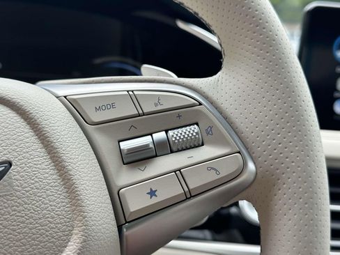 New 2026 Genesis G70 2.5T Prestige image 27