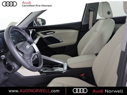Certified 2025 Audi Q5 Premium w/ Convenience Package AWD/4WD image 20