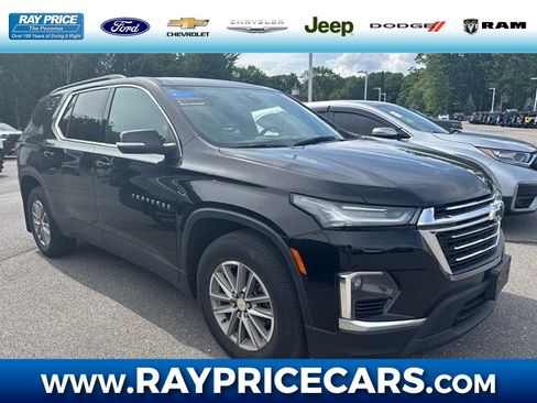Used 2023 Chevrolet Traverse LT AWD/4WD image 1