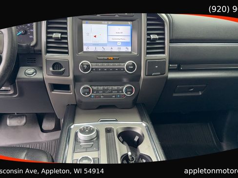 Used 2019 Ford Expedition XLT w/ Equipment Group 202A AWD/4WD image 14