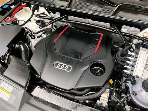 Used 2024 Audi SQ5 Premium Plus AWD/4WD image 30