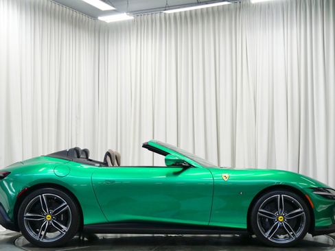 Used 2024 Ferrari Roma Spider image 49