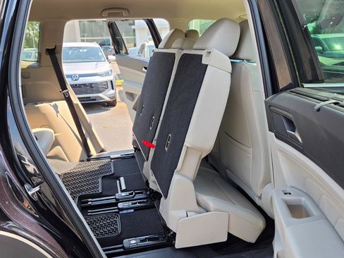 Certified 2023 Volkswagen Atlas SE AWD/4WD image 53