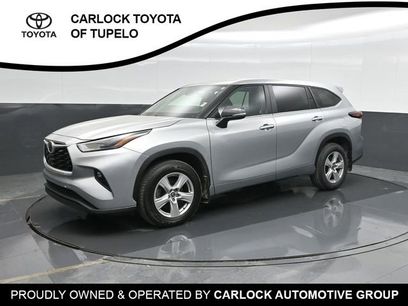 Used 2024 Toyota Highlander LE