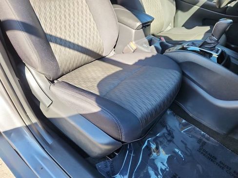 Used 2019 Nissan Rogue SV FWD image 24
