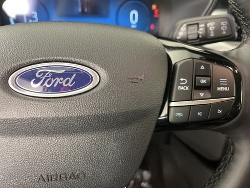 Used 2025 Ford Escape Platinum image 10