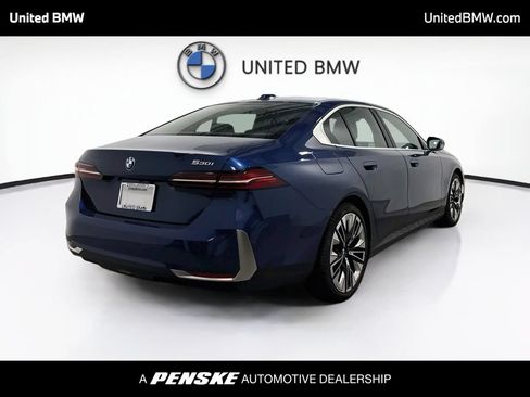 Certified 2026 BMW 530i RWD image 5