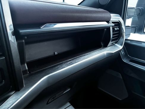 Used 2021 Ford F150 Lariat w/ Equipment Group 502A High image 24