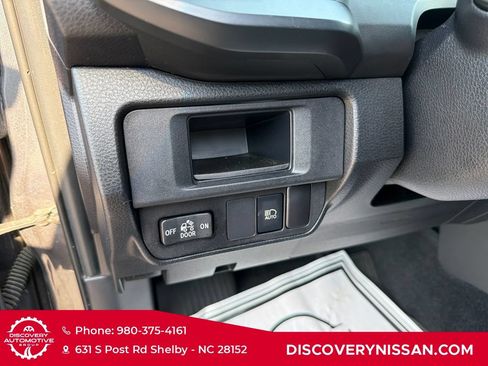 Used 2019 Toyota Tacoma SR w/ SR Convenience Package RWD image 18