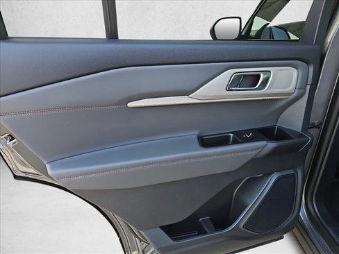 New 2026 Ford Explorer Active image 12