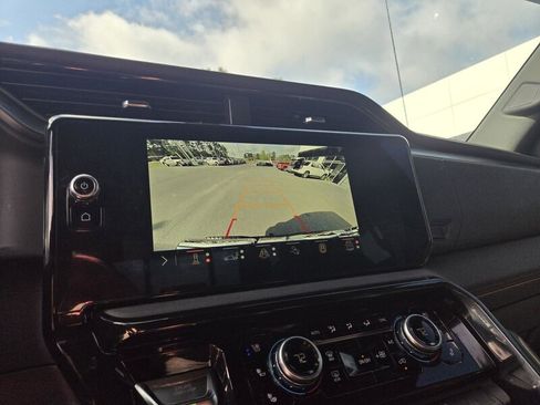 Used 2024 GMC Sierra 1500 AT4 w/ Technology Package image 13