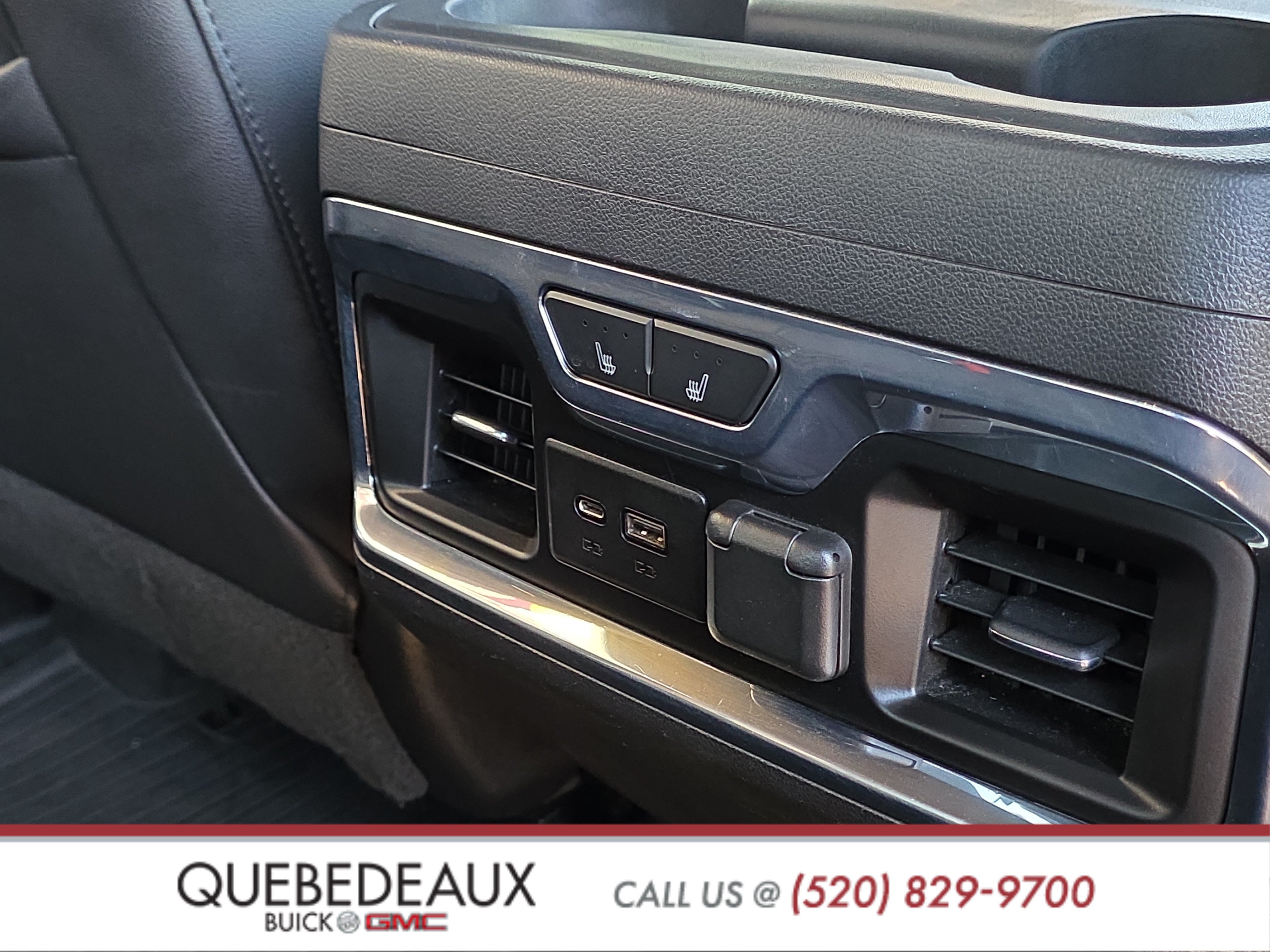 Used 2020 GMC Sierra 1500 AT4 w/ Technology Package AWD/4WD image 29