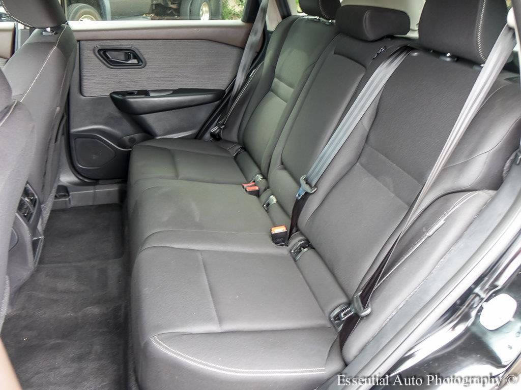 Used 2023 Nissan Rogue S AWD/4WD image 11