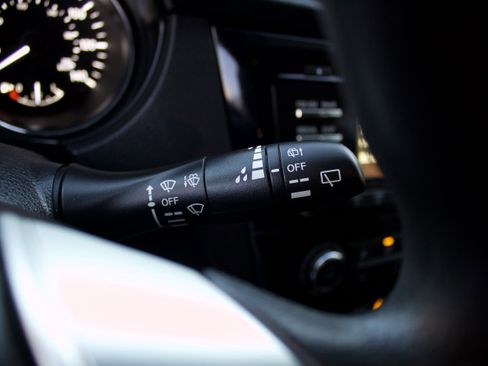 Used 2016 Nissan Rogue S w/ Appearance Package image 20