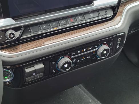 New 2026 Chevrolet Silverado 1500 LT image 17