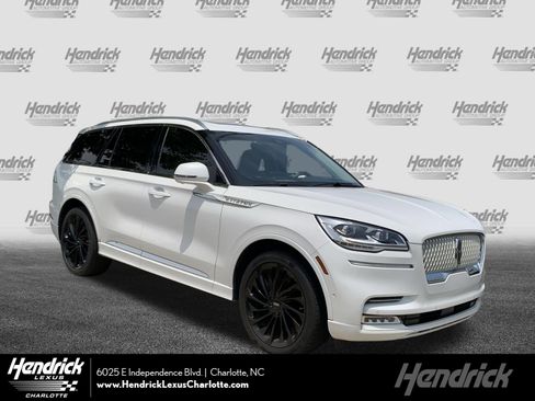 Used 2022 Lincoln Aviator Reserve w/ Equipment Group 201A AWD/4WD image 1