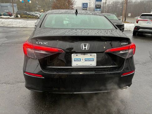 Used 2025 Honda Civic Sport image 6