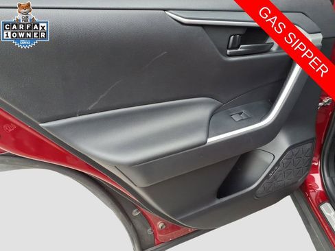 Used 2023 Toyota RAV4 LE image 15