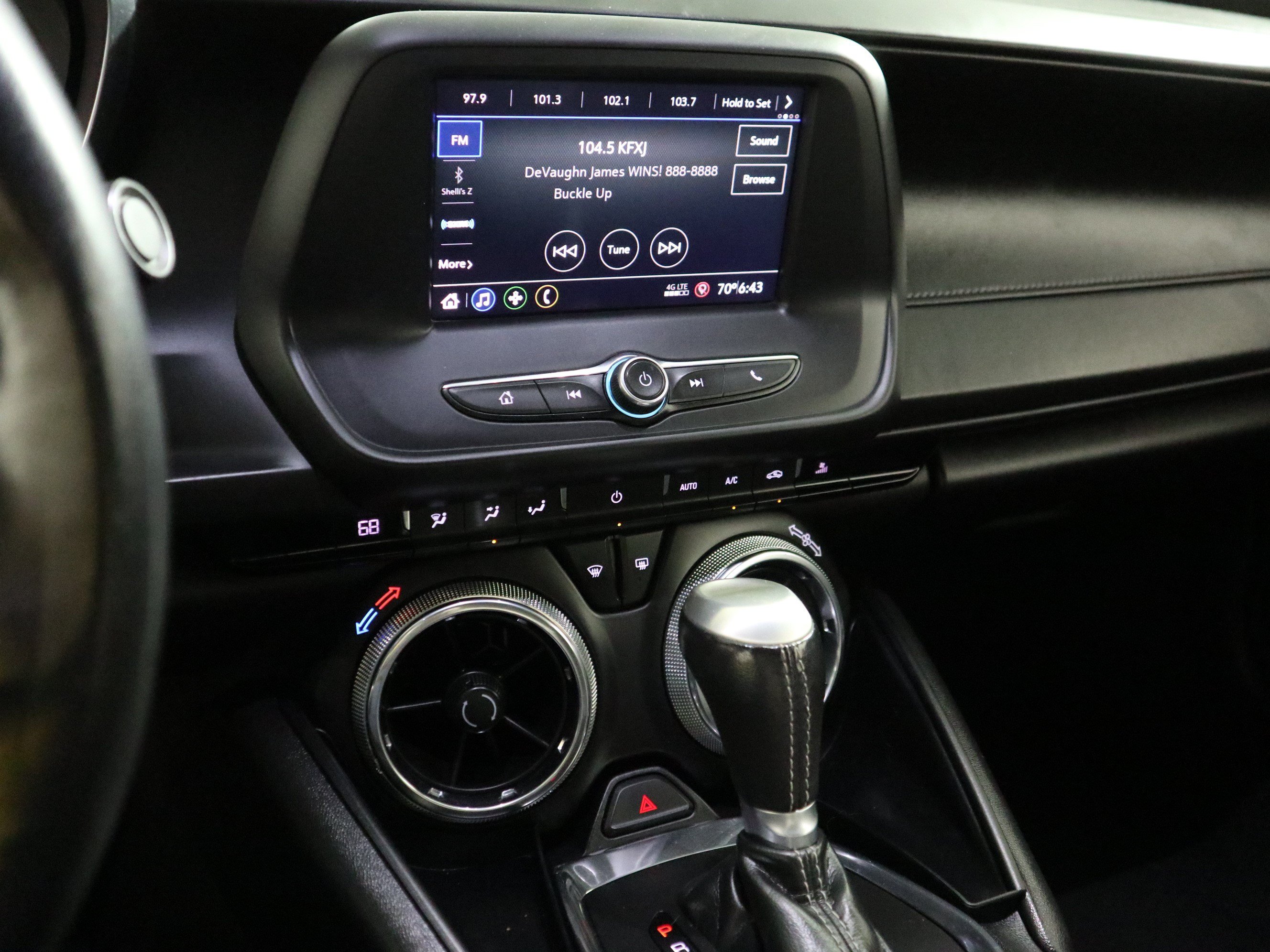 Used 2020 Chevrolet Camaro LT RWD image 22