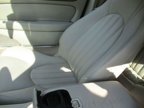 Used 1998 Jaguar XK8 Convertible image 11