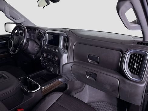 Used 2021 Chevrolet Silverado 1500 LT Trail Boss w/ Convenience Package II image 27