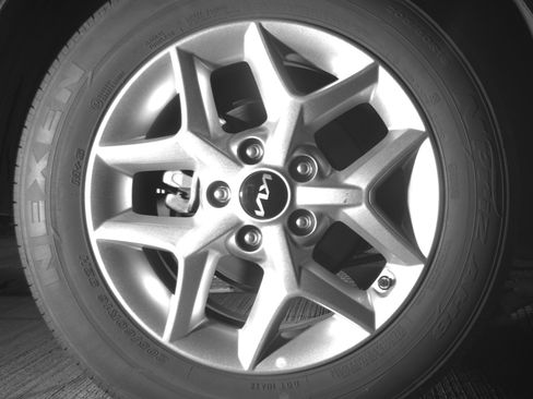 Used 2025 Kia Soul LX w/ LX Technology Package FWD image 15