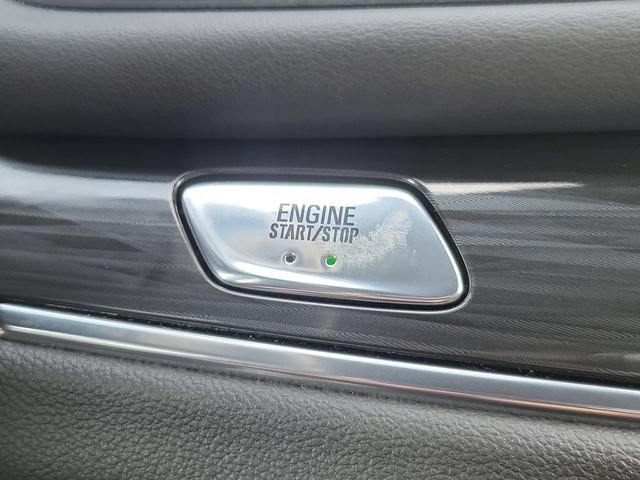 Used 2023 Buick Enclave Essence w/ LPO, Floor Liner Package FWD image 18