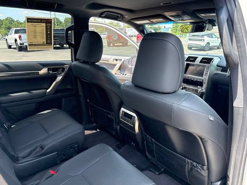 Used 2021 Lexus GX 460 Premium AWD/4WD image 34