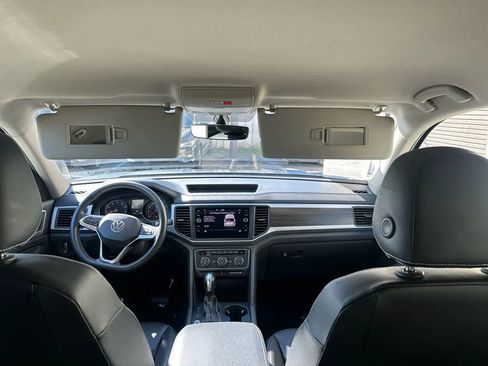 Used 2021 Volkswagen Atlas SE image 34