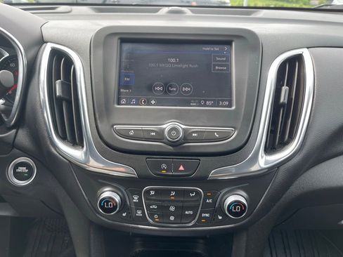 Used 2022 Chevrolet Equinox LT AWD/4WD image 8