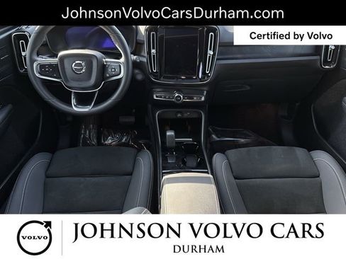 Certified 2023 Volvo XC40 Recharge Ultimate image 13
