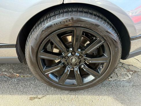 Used 2021 Land Rover Range Rover P525 Westminster Edition image 10