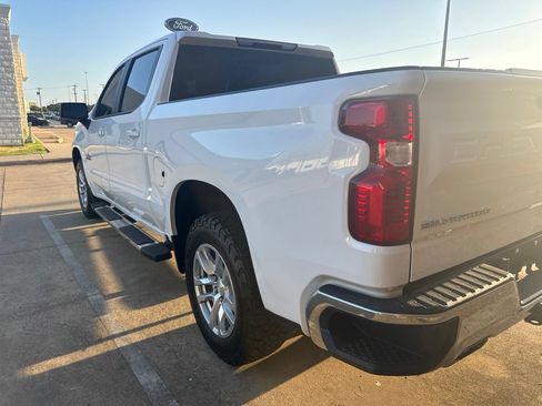 Used 2020 Chevrolet Silverado 1500 LT AWD/4WD image 8