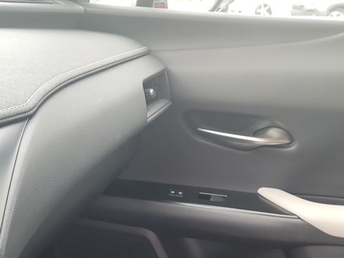 Used 2024 Lexus UX 250h F Sport FWD image 30