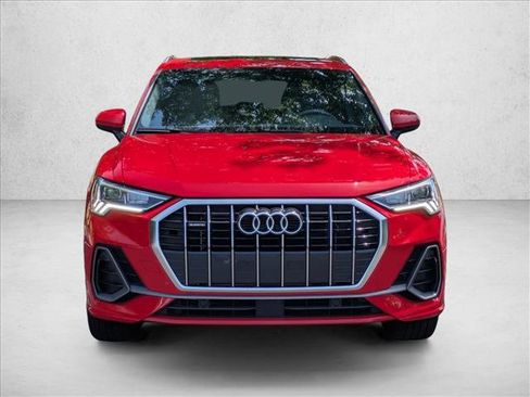 Used 2021 Audi Q3 2.0T Premium Plus AWD/4WD image 2