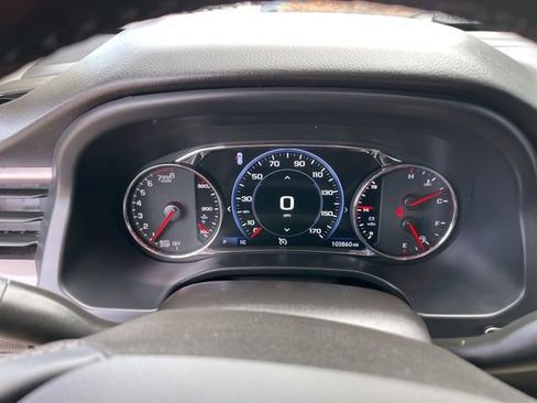 Used 2023 GMC Acadia AT4 w/ Technology Package AWD/4WD image 9