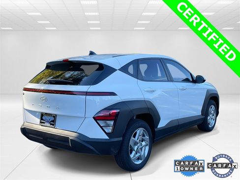 Certified 2025 Hyundai Kona SE image 6