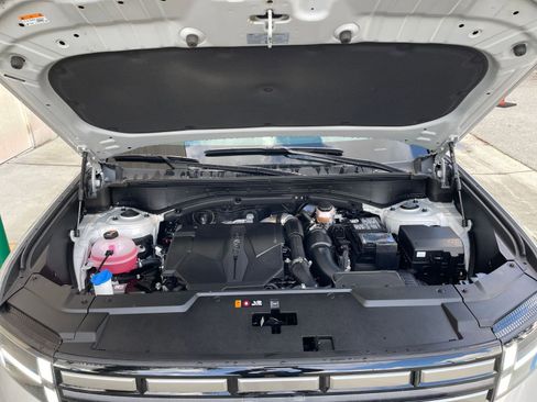 Used 2025 Hyundai Santa Fe SEL image 34