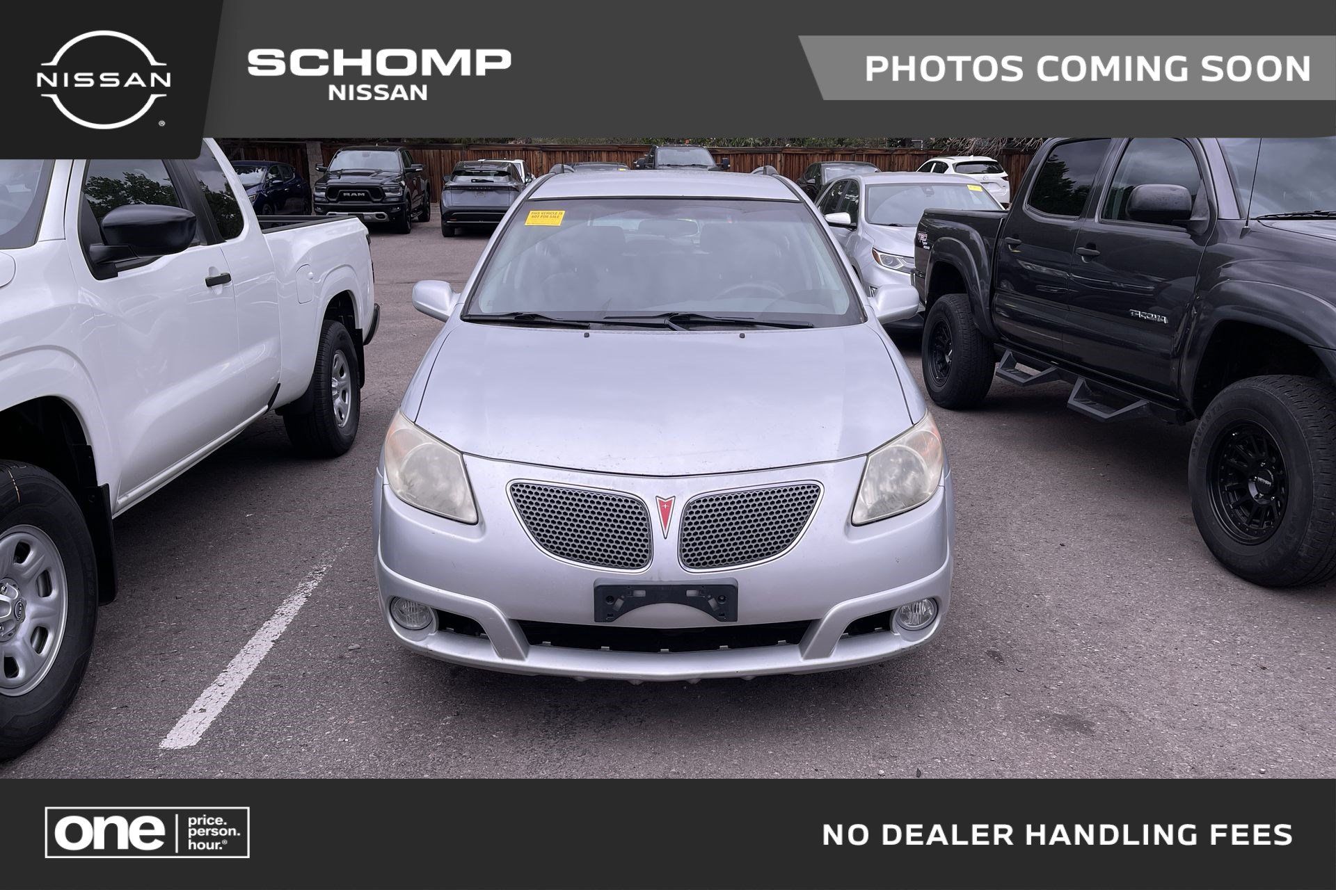 Used 2005 Pontiac Vibe w/ Power Group Value Package FWD image 1