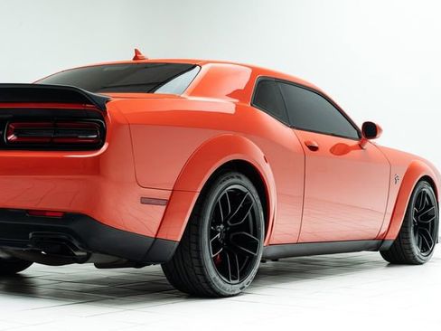 Used 2019 Dodge Challenger SRT Hellcat image 13
