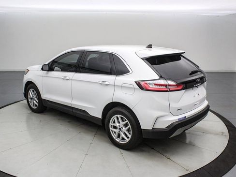 Certified 2022 Ford Edge SEL w/ Convenience Package image 6