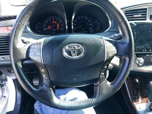 Used 2011 Toyota Avalon FWD image 27