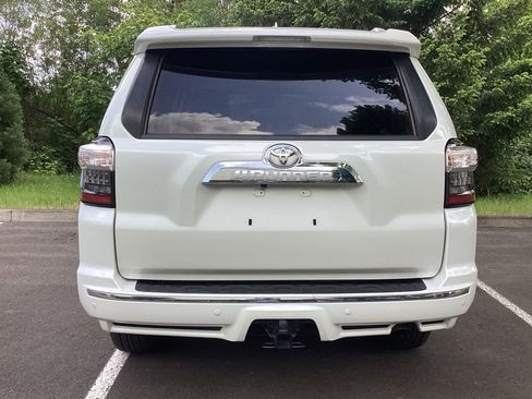 Used 2023 Toyota 4Runner Limited AWD/4WD image 21