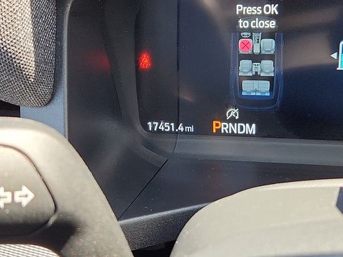 Used 2025 Ford Explorer ST w/ Sun And Sound Package AWD/4WD image 21